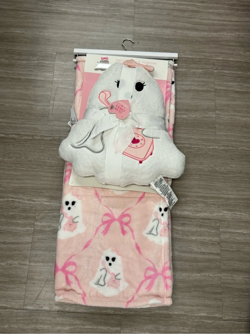 PlPink Ghost Throw Blanket with Matching Plush Pillow